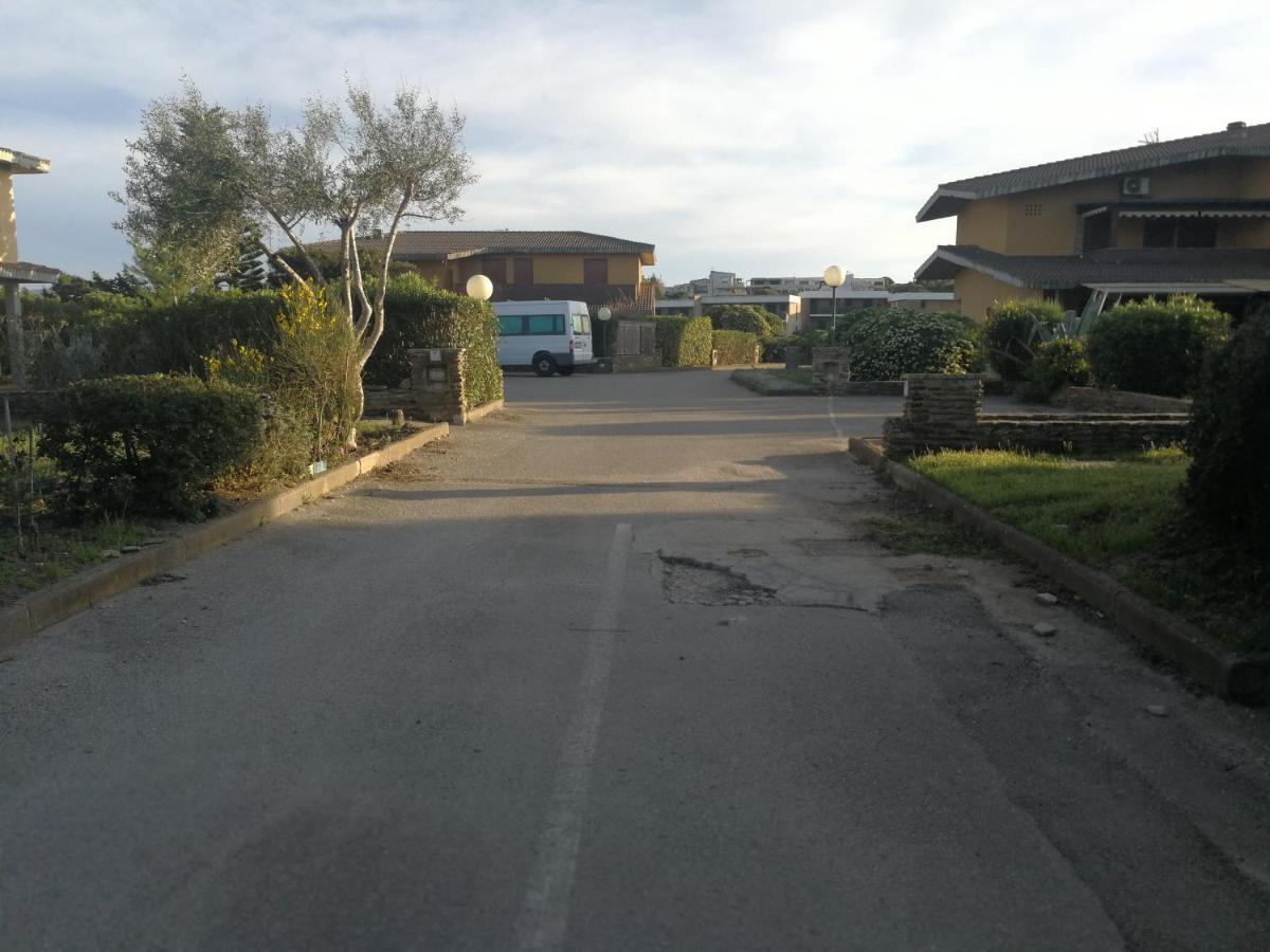 L' Elicriso, A Pochi Passi Dal Mare Con Giardino Privato - The Elicriso, A Few Meters From The Sea, With Private Garden Διαμέρισμα Stintino Εξωτερικό φωτογραφία
